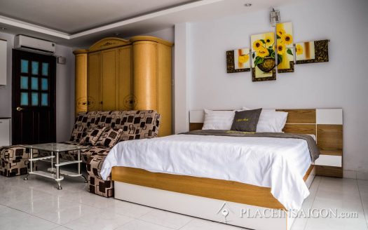 Le Van Sy 18B Apartment